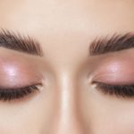 How do you strengthen your eyelids