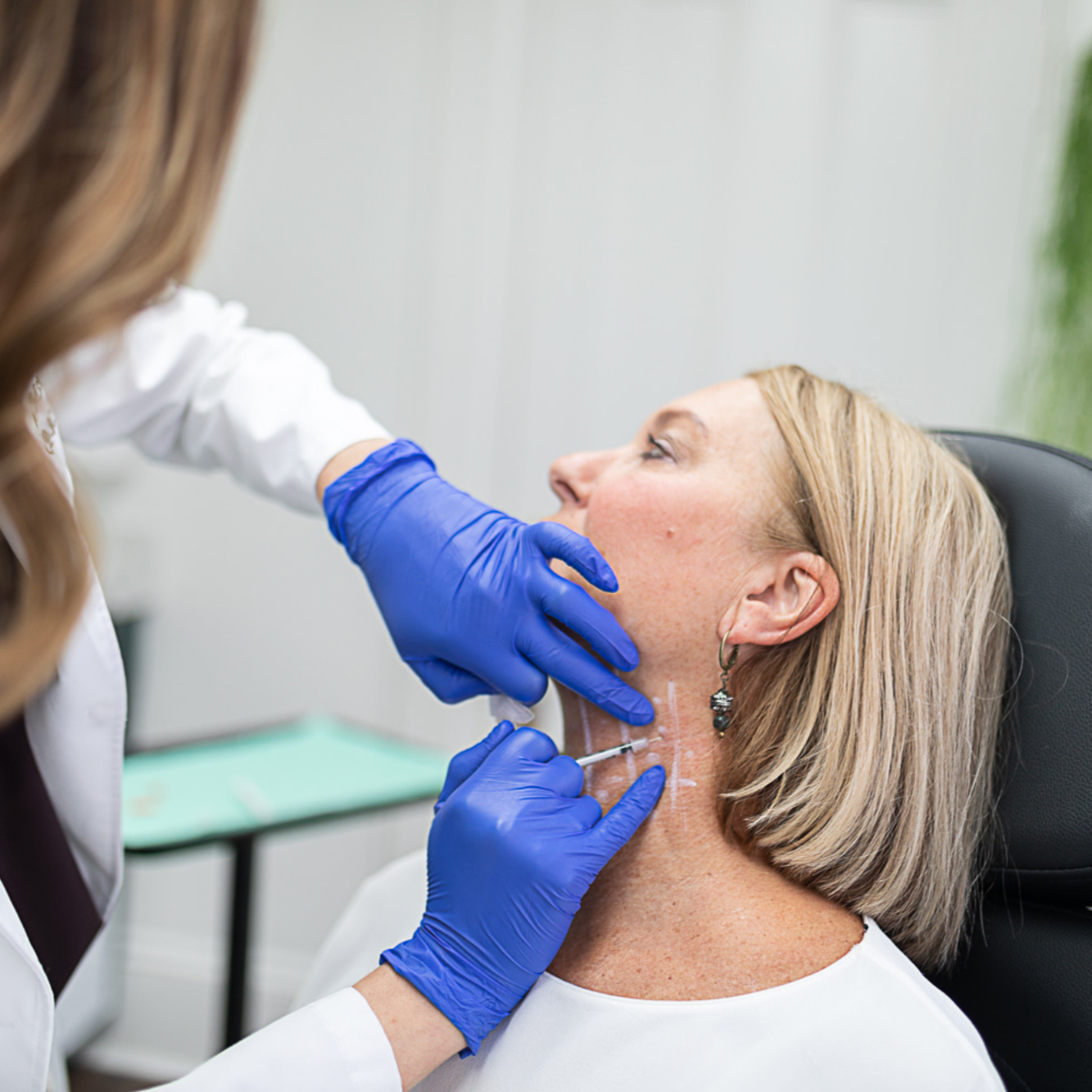 Treatment Double chin with Kybella Injections in Manchester, NH at The Alchemy Clinic